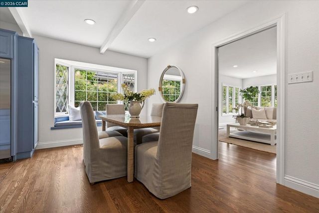 21 Camino Del Diablo, Orinda, CA 94563