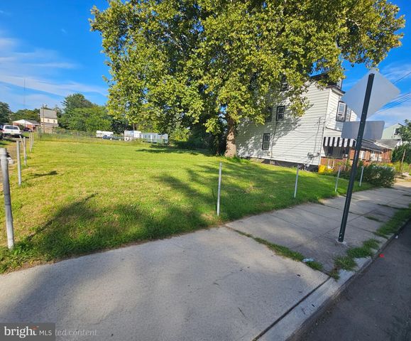 116 WAYNE AVE, Trenton, NJ 08618