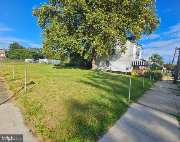 116 WAYNE AVE, Trenton, NJ 08618