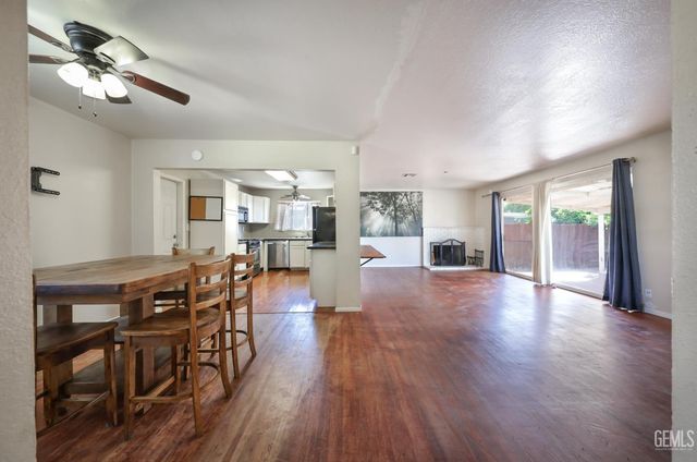 2800 N Pomona Street, Bakersfield, CA 93305