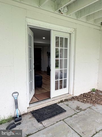 330 MOURNING DOVE DR, Newark, DE 19711
