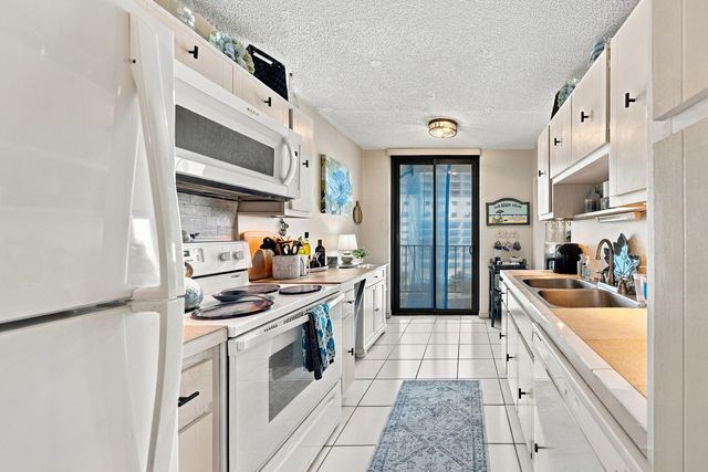 322 BUCHANAN Street 809, Hollywood, FL 33019