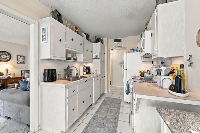 322 BUCHANAN Street 809, Hollywood, FL 33019