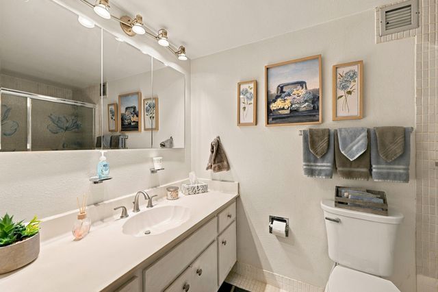 322 BUCHANAN Street 809, Hollywood, FL 33019