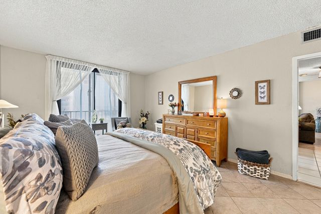 322 BUCHANAN Street 809, Hollywood, FL 33019