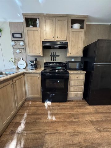 4215 Tennessee Trail, Granbury, TX 76048