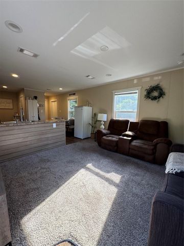 4215 Tennessee Trail, Granbury, TX 76048