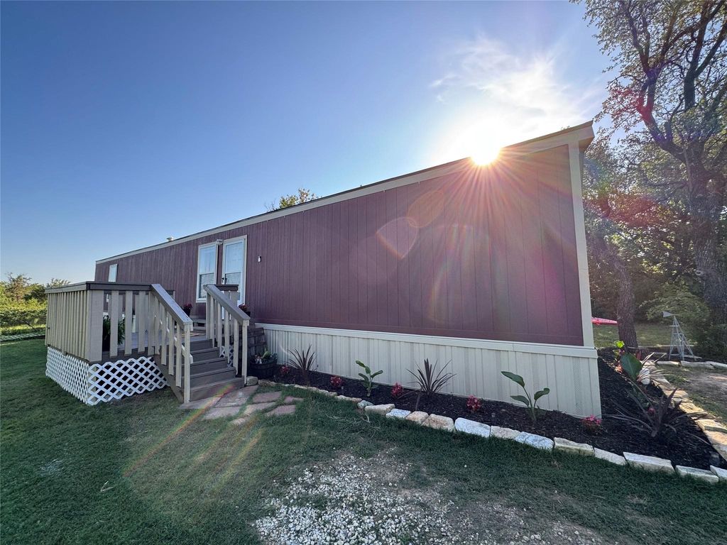 4215 Tennessee Trail, Granbury, TX 76048