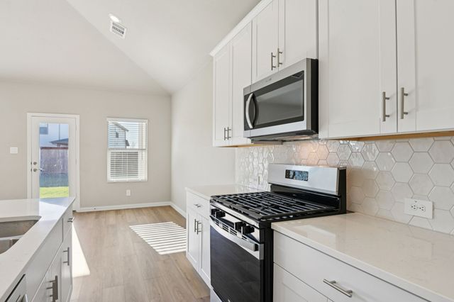 2117 Longchamp Lane, Seagoville, TX 75159