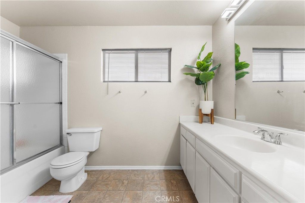 Image 29 of property listing at 3300 W Avenue J3, Lancaster, CA 93536