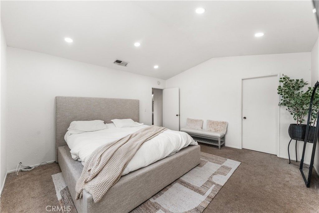 Image 31 of property listing at 3300 W Avenue J3, Lancaster, CA 93536