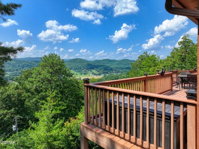 4109 Ole Smoky Way, Sevierville, TN 37862