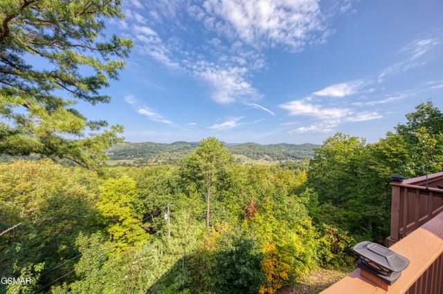 4109 Ole Smoky Way, Sevierville, TN 37862