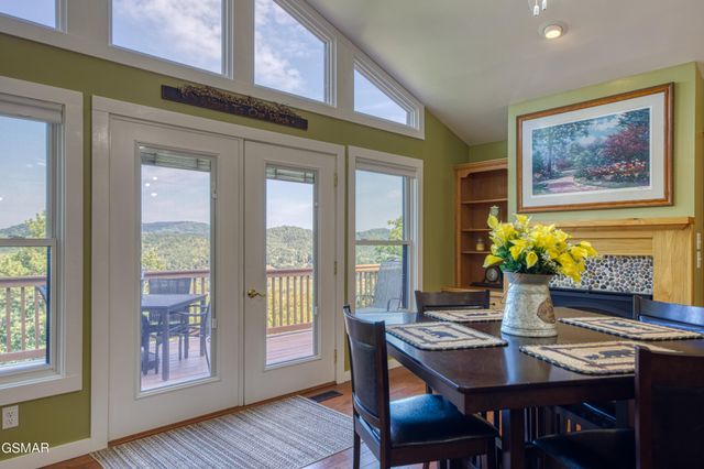 4109 Ole Smoky Way, Sevierville, TN 37862
