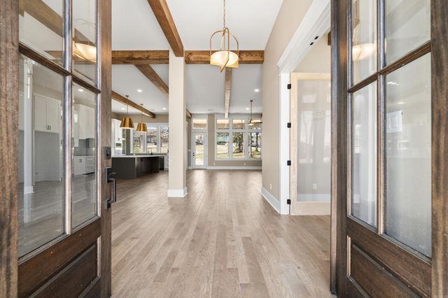 7 Linares Lane, Hot Springs Village, AR 71909