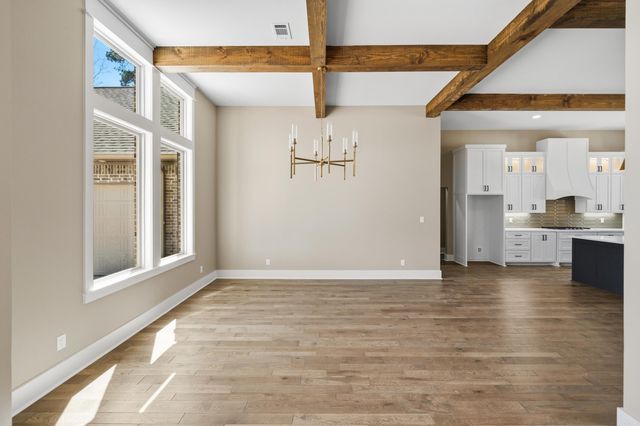 7 Linares Lane, Hot Springs Village, AR 71909