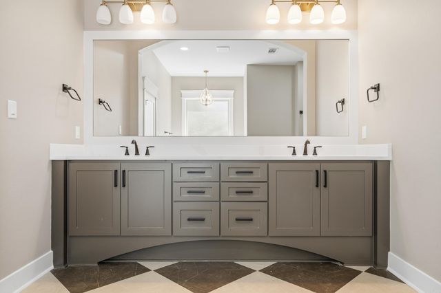 7 Linares Lane, Hot Springs Village, AR 71909