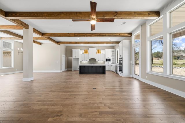 7 Linares Lane, Hot Springs Village, AR 71909