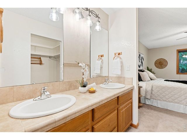 3842 Tradition Dr, Fort Collins, CO 80526