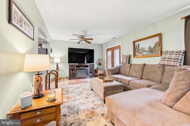 434 ALDEBERAN DR, Sewell, NJ 08080