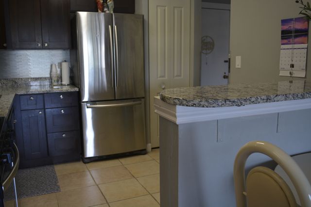 1000 Bayside Drive 207, Palatine, IL 60074