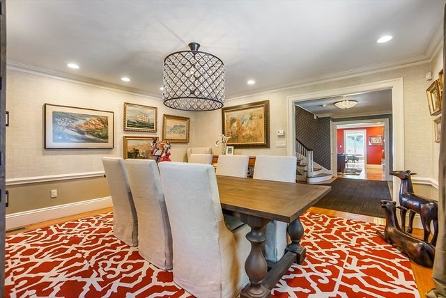 10 Hallwood Rd, Brookline, MA 02467