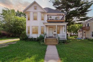 127 N Madison Street, Stoughton, WI 53589