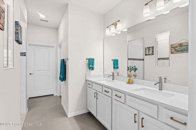 8870 Shoreline Avenue, Melbourne, FL 32940