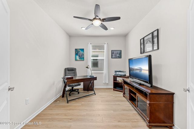 8870 Shoreline Avenue, Melbourne, FL 32940