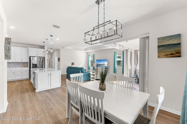 8870 Shoreline Avenue, Melbourne, FL 32940