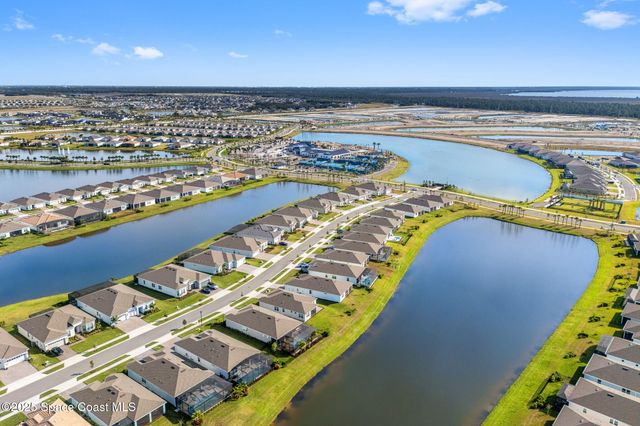 8870 Shoreline Avenue, Melbourne, FL 32940