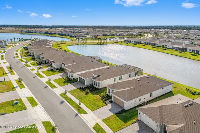 8870 Shoreline Avenue, Melbourne, FL 32940