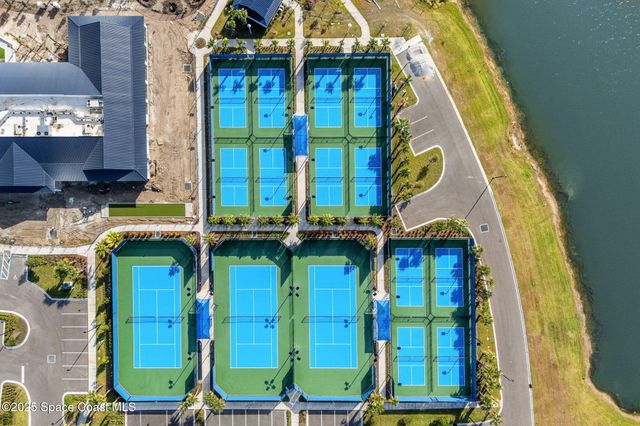 8870 Shoreline Avenue, Melbourne, FL 32940