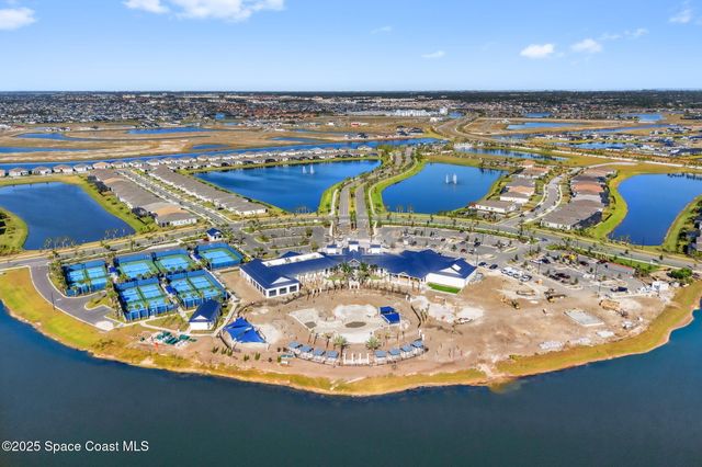 8870 Shoreline Avenue, Melbourne, FL 32940