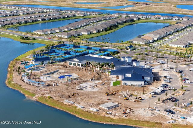 8870 Shoreline Avenue, Melbourne, FL 32940