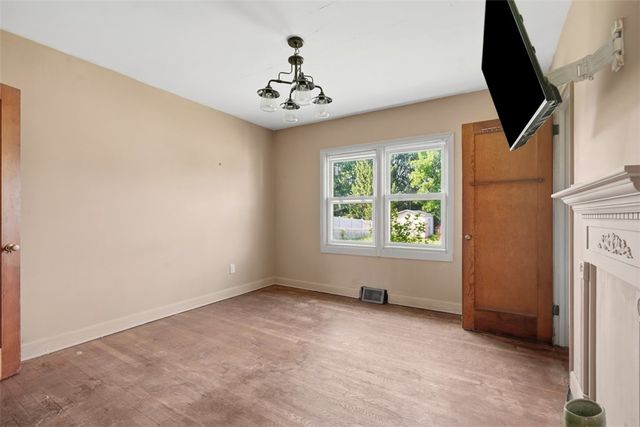 130 Pleasant Avenue, Peters Twp, PA 15317