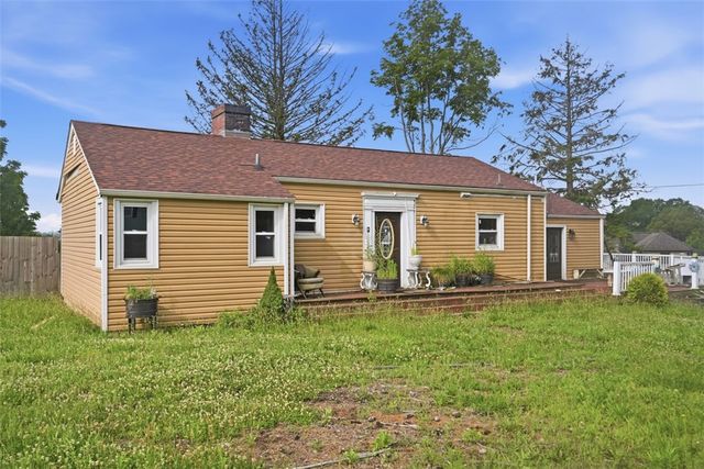 130 Pleasant Avenue, Peters Twp, PA 15317