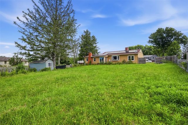 130 Pleasant Avenue, Peters Twp, PA 15317