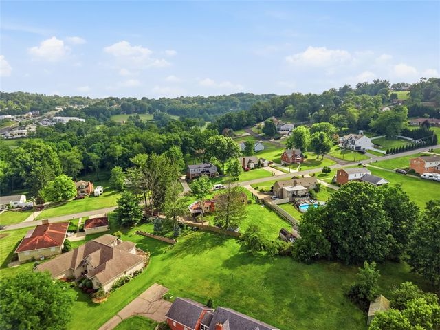 130 Pleasant Avenue, Peters Twp, PA 15317