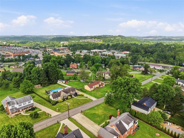 130 Pleasant Avenue, Peters Twp, PA 15317