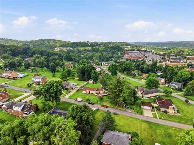 130 Pleasant Avenue, Peters Twp, PA 15317