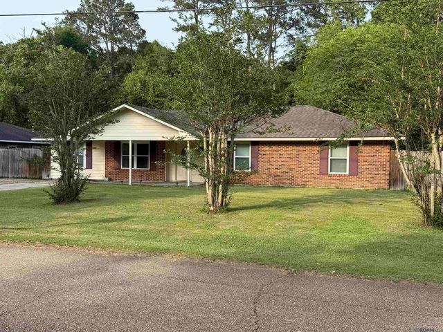 5688 Mapleton Dr, Greenwell Springs, LA 70739