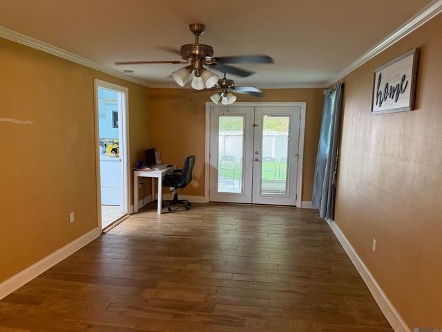 5688 Mapleton Dr, Greenwell Springs, LA 70739