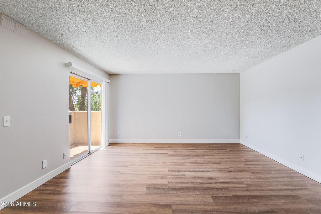 8808 N 8TH Street 203, Phoenix, AZ 85020 — photo 3