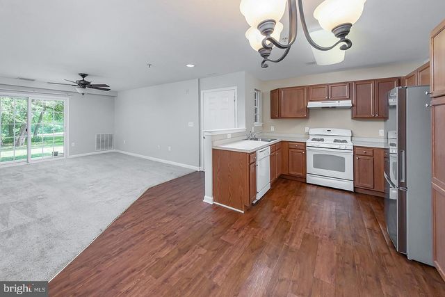 1122 TRISTRAM CIR, Mantua, NJ 08051