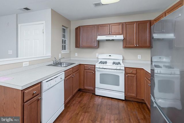 1122 TRISTRAM CIR, Mantua, NJ 08051