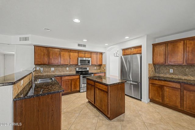 8805 W ALEX Avenue, Peoria, AZ 85382