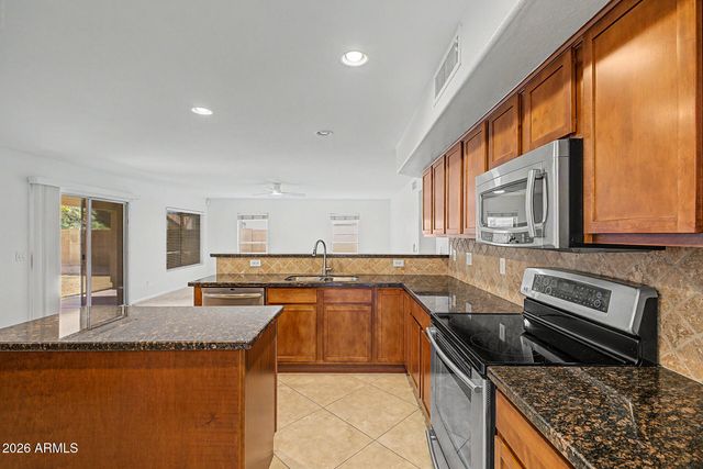 8805 W ALEX Avenue, Peoria, AZ 85382