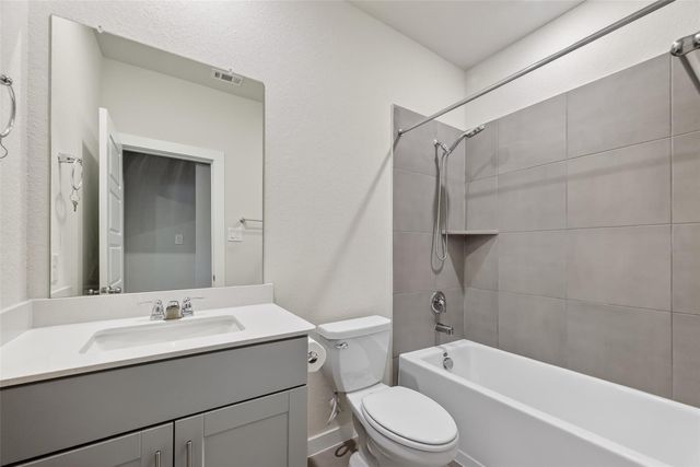 12119 Rushing Ridge Dive, Baytown, TX 77523