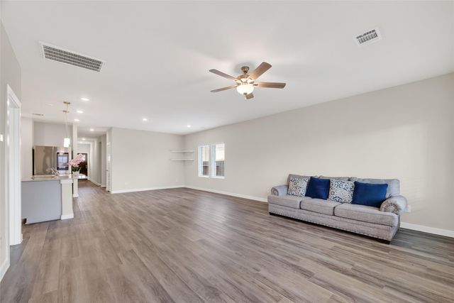 12119 Rushing Ridge Dive, Baytown, TX 77523